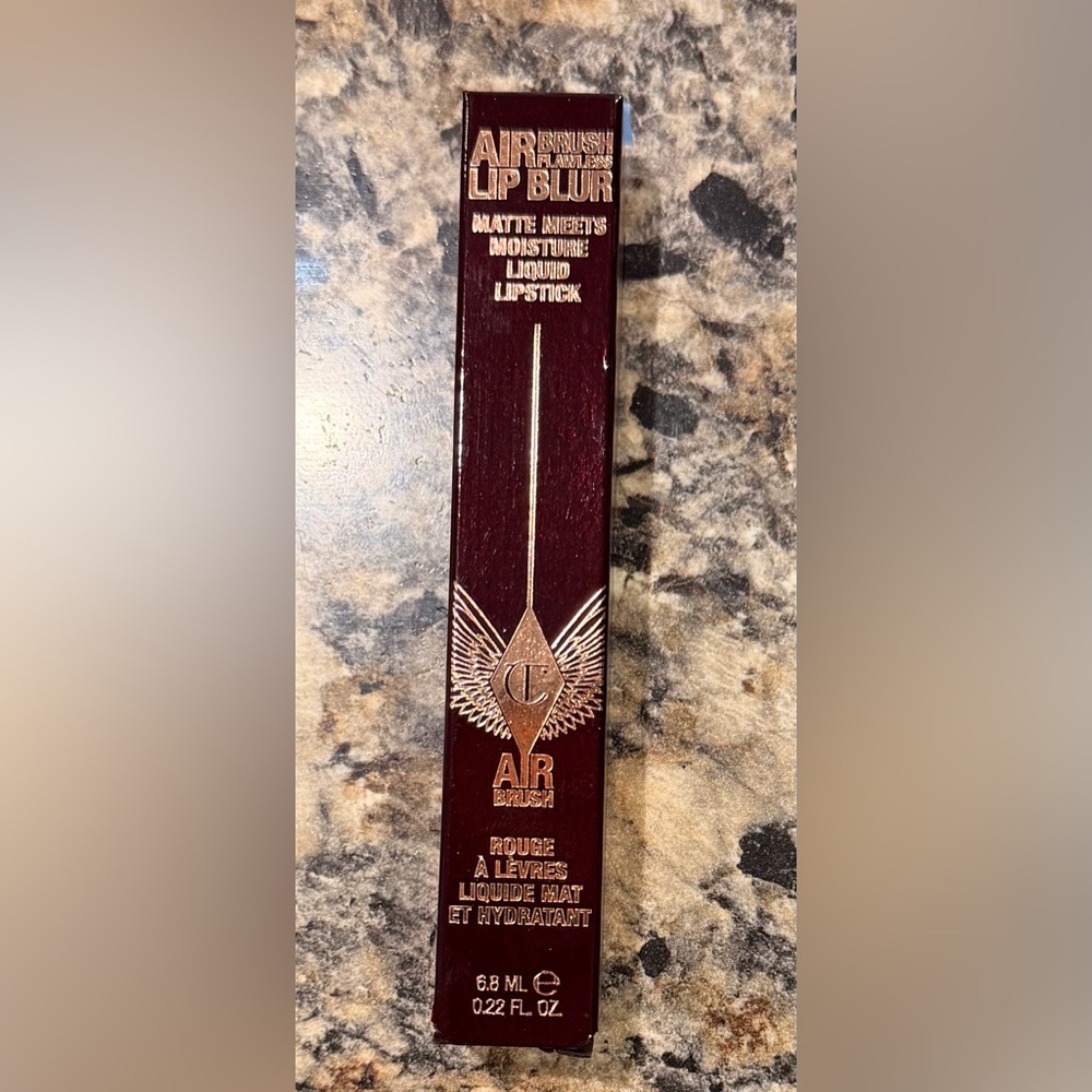 Charlotte Tilbury Airbrush Lawless Lip Blur - Pillow Talk Blur